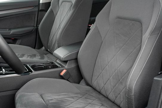 Volkswagen Golf 2.0 TDI Style DSG
