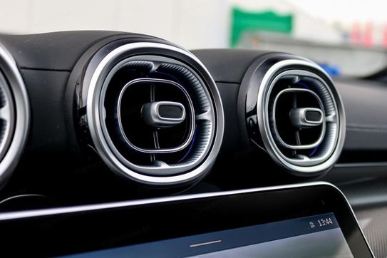 Mercedes Klasa C 220 d  4-Matic AMG