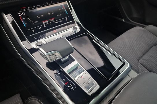 Audi Q7 50 TDI quattro S Line