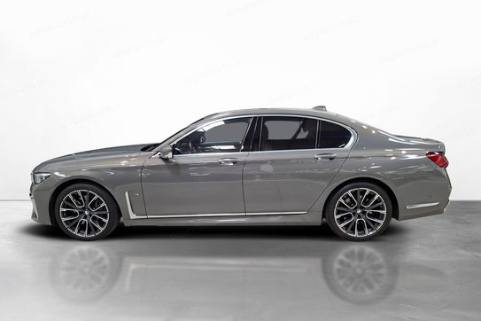 BMW Seria 7 740d xDrive