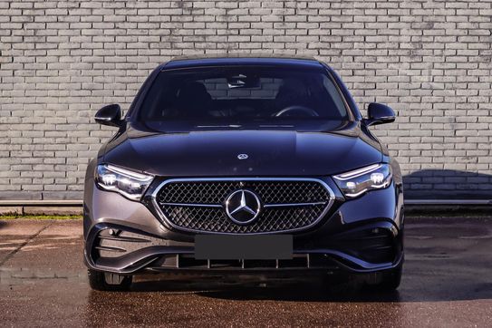 Mercedes Klasa E 300 e 4-Matic AMG
