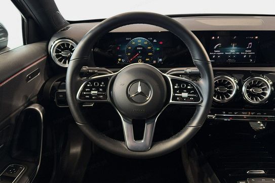 Mercedes Klasa A 200 Progressive 7G-DCT