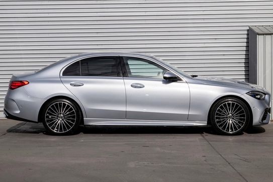 Mercedes Klasa C 220 d 4MATIC AMG Line