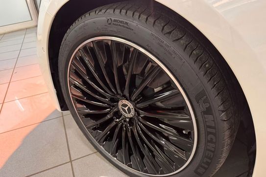 Mercedes Klasa E 220 d 4-Matic AMG