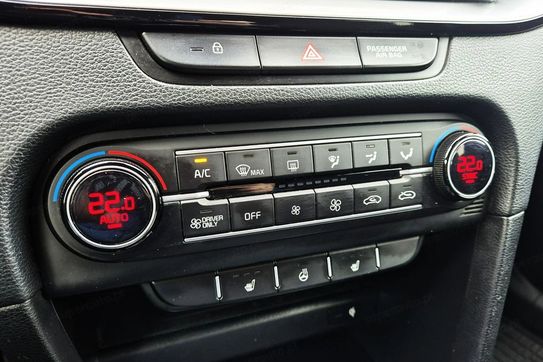 Kia Ceed 1.6 GDI PHEV L Business Line DCT
