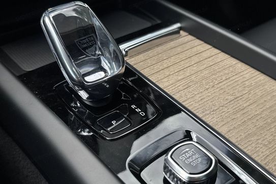 Volvo XC60 B5 B AWD Ultra Dark aut