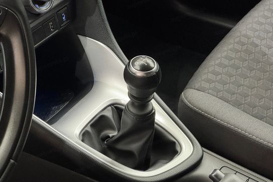 Toyota Yaris 1.5 Comfort