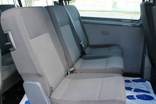 Volkswagen Transporter TDI L2H1