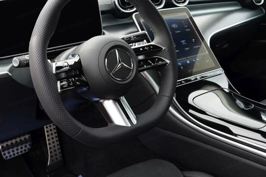 Mercedes Klasa C 200 4-Matic AMG