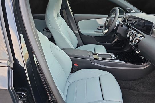 Mercedes Klasa A 250 e AMG Line