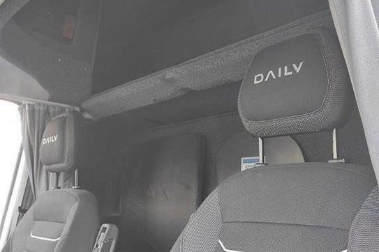 Iveco Daily 70C18 Zabudowa + Tył spanie