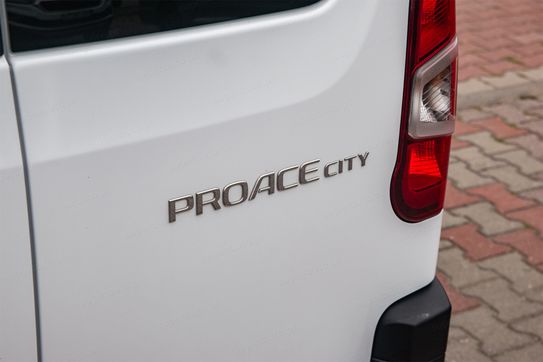 Toyota Proace City Verso Long L2H1