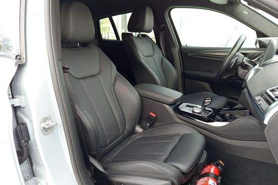 BMW X4 xDrive20d mHEV sport-aut