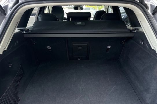 Volvo XC60 B5 B AWD Ultra Dark
