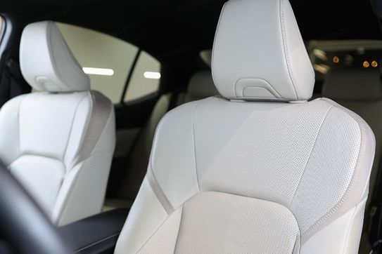 Toyota Camry 2.5 Hybrid Dynamic Force Prestige e-CVT