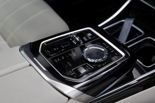 BMW Seria 7 740d xDrive M Sport