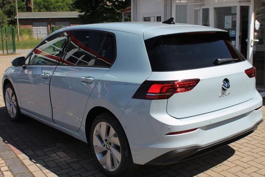 Volkswagen Golf Life Plus 1.5 eTSI mHEV DSG
