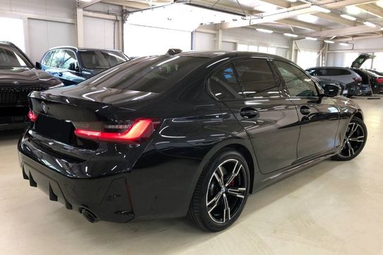 BMW Seria 3 330i xDrive M Sport
