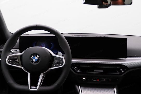 BMW Seria 3 330i xDrive M Sport