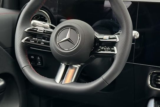 Mercedes GLB 200 AMG Line