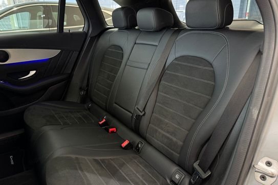 Mercedes GLC 300 e 4MATIC AMG Line