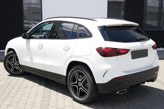 Mercedes GLA 220 4-Matic AMG Line