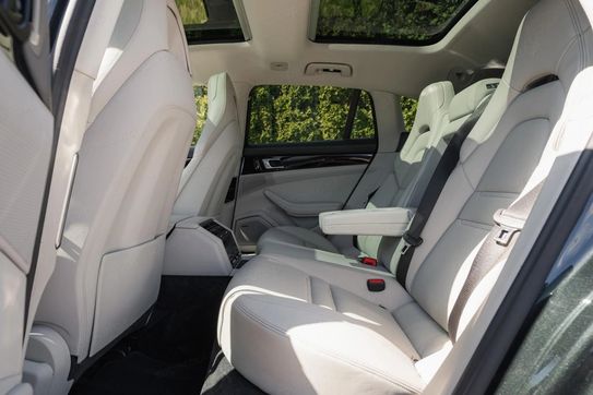 Porsche Panamera 4S Sport Turismo