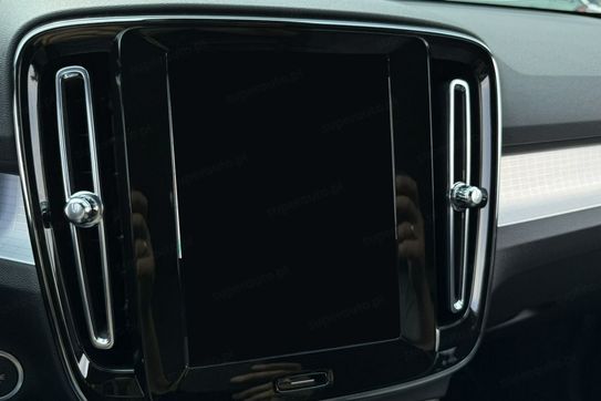 Volvo XC40 B3 Ultimate Dark