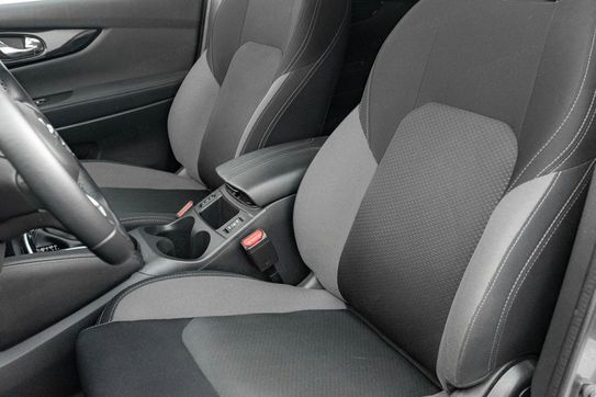 Nissan Qashqai 1.3 DIG-T N-Connetca DCT