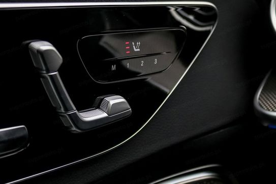 Mercedes Klasa C 220 d 4-Matic AMG