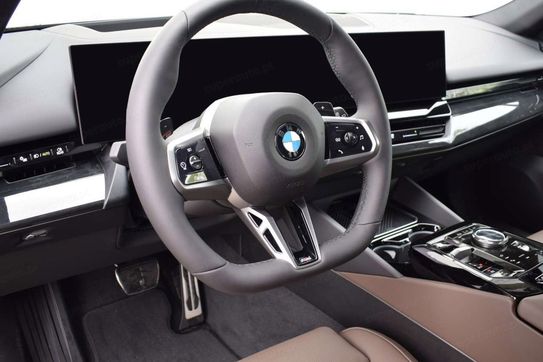 BMW Seria 5 520d xDrive M Sport