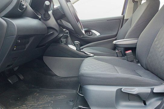 Mazda 2 Centre Line CVT