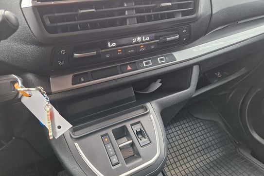 Peugeot Traveller BlueHDi Long Business EAT8