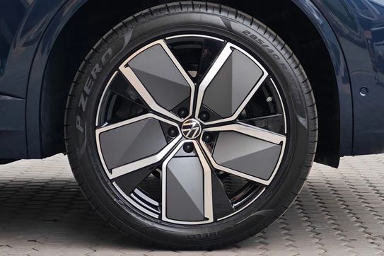 Volkswagen Touareg R-Line 3.0 V6 TDI 4Motion