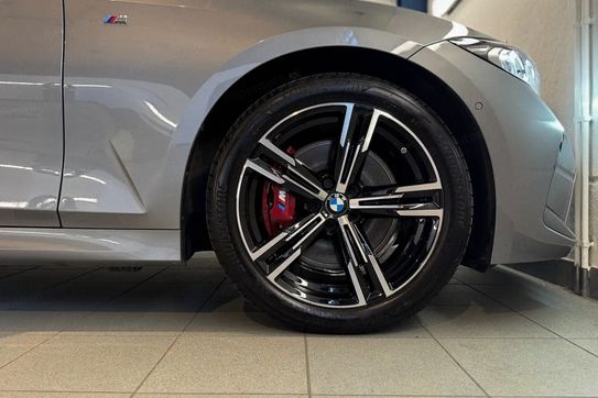 BMW Seria 3 Touring 320d xDrive M Sport