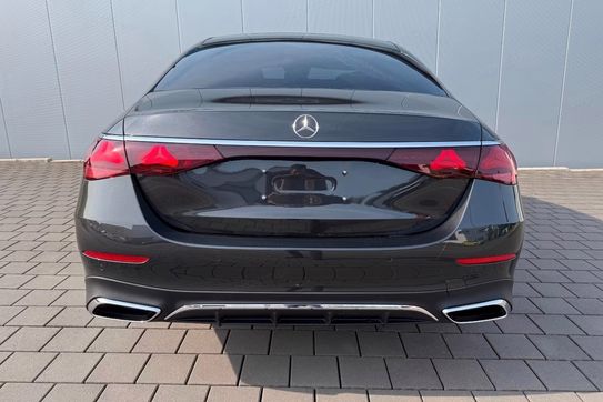 Mercedes Klasa E 220 d  4-Matic AMG