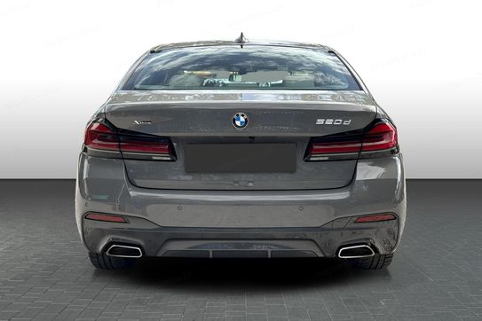 BMW Seria 5 520d xDrive M Sport