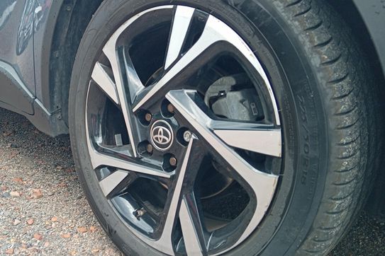 Toyota C-HR 1.8 Hybrid Style