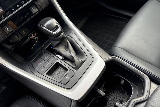 Toyota RAV4 Selection 2.5 Hybrid