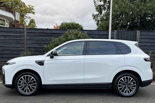 Leapmotor B10 Design Hybrid EV 18,8 kWh