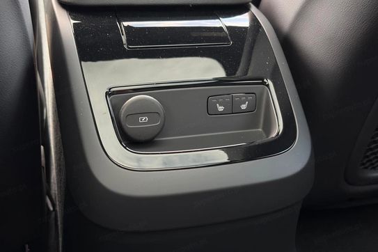 Volvo V60 T6 AWD Plug-In Hybrid Plus Dark aut