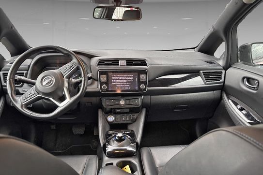 Nissan Leaf N-Connecta 40 kWh AT