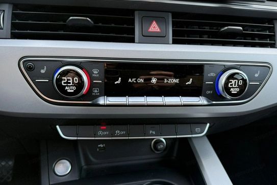 Audi A4 Avant 35 TFSI S Line
