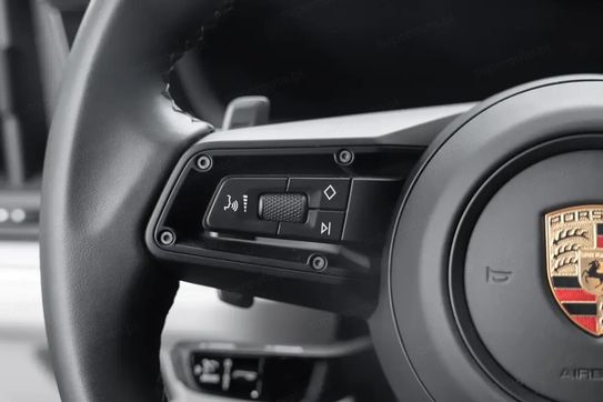 Porsche Cayenne Coupe Black Edition