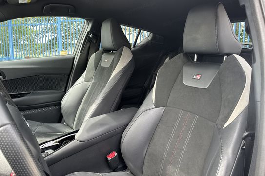 Toyota C-HR GR Sport 1.8 Hybrid
