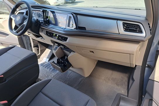 Volkswagen Multivan L2H1 DSG