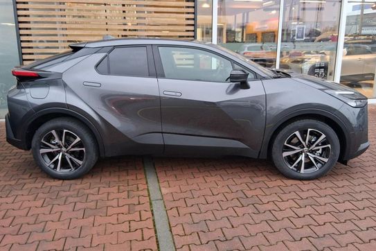 Toyota C-HR Style 2.0 Hybrid Dynamic Force Plug-in