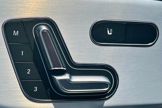 Mercedes GLA 220 4-Matic AMG Line