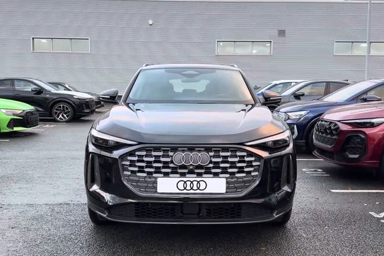 Audi Q5 TFSI quattro advanced