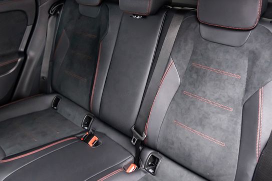 Mercedes GLA 200  AMG Line